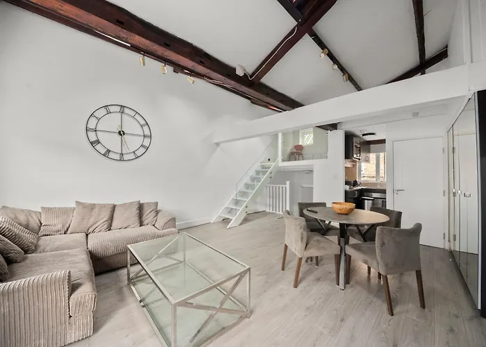 Sg, Duplex Knightsbridge Apartment By Harrods